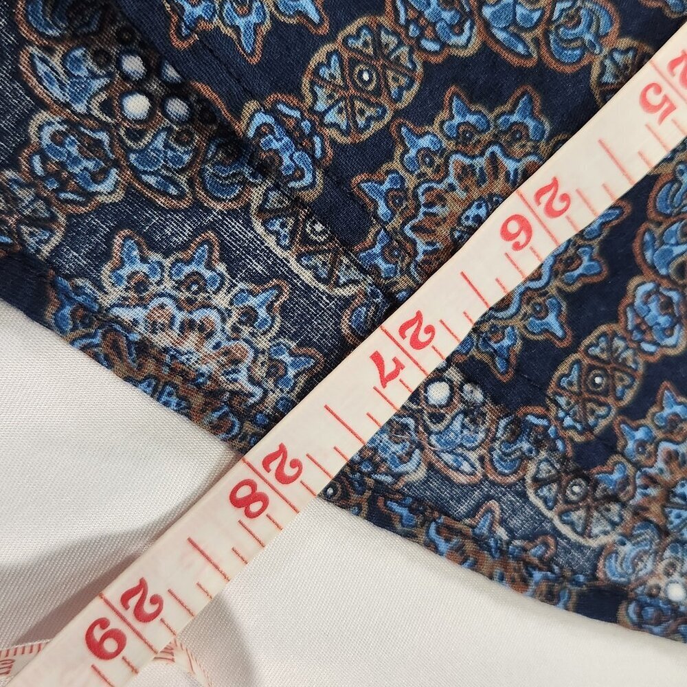 Consequence Men's Button Down Shirt Small - image 4